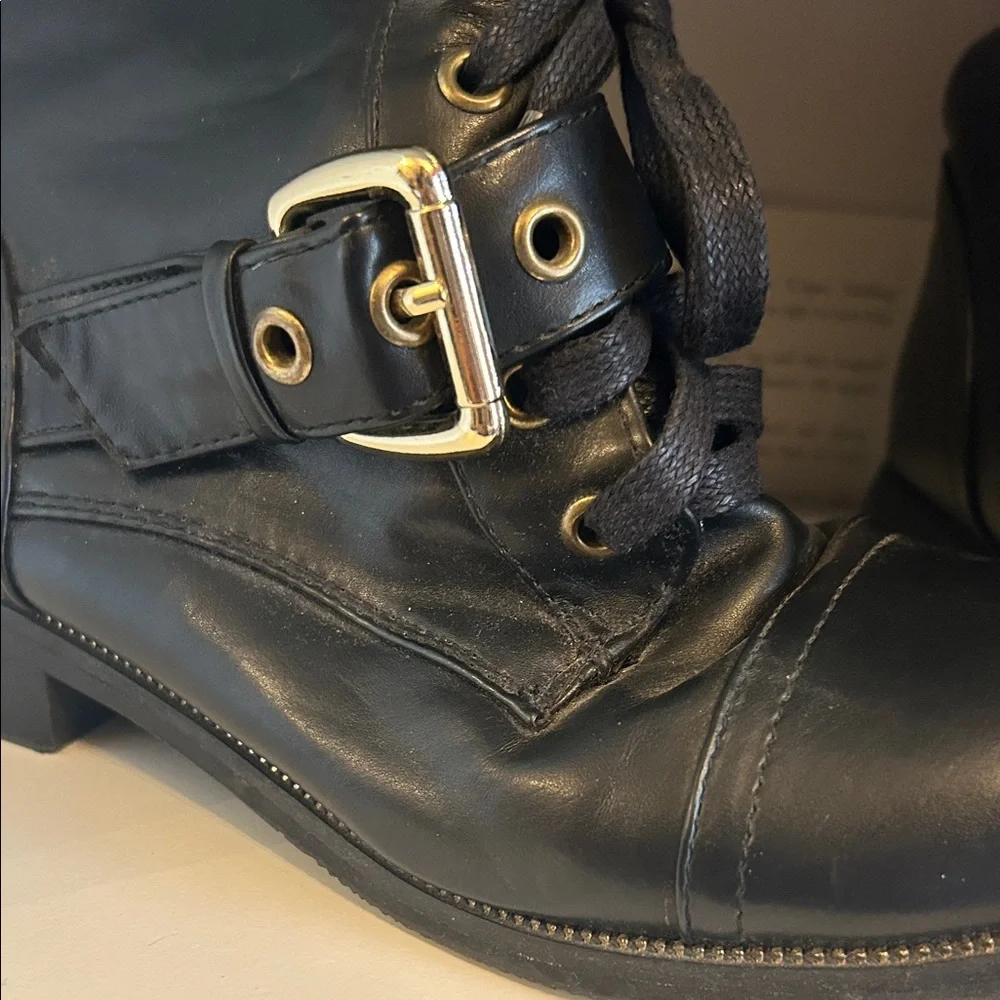 Rock & Republic Black Ankle Boots with Zipper and Buckles - Picture 5 of 5